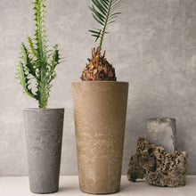 画像をギャラリービューアに読み込む, 【上質な質感でおしゃれな植木鉢】アートストーン トール φ275mm | ART STONE TALL(L)