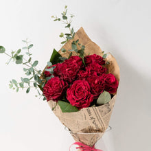 画像をギャラリービューアに読み込む, 【還暦や記念日のお祝いに】ローズブーケ(赤色) 10本 国産バラの花束