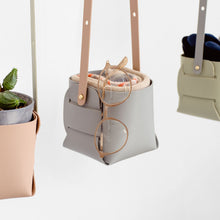 画像をギャラリービューアに読み込む, 【植物のハンギングに最適】SOFT LETHER POT